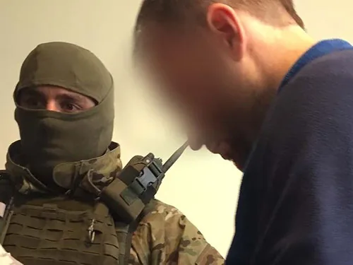 ЗМІ - полтавський суд відпустив кіберзлочинця, якого шукали 30 країн. ВІДЕО