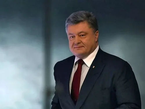 Трампа Порошенко привітав з інавгурацією, побажав успіхів для "виконання благородних цілей"