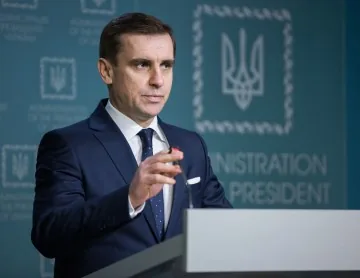 Точнішу дату отримання безвізового режиму назвали у Порошенка