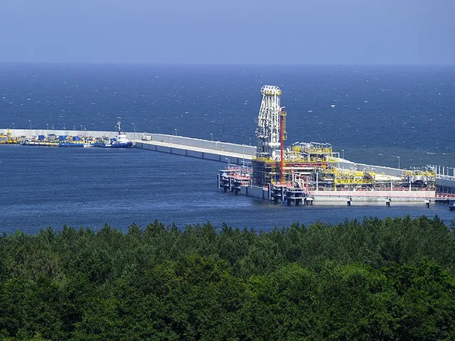 Сжиженный газ из США планирует перепродавать Польша в Европу