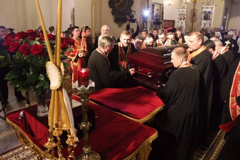 З кардиналом УГКЦ Любомиром Гузаром прощається Львів. Трансляція