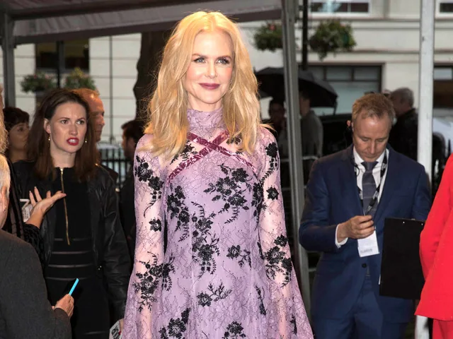 Стала женщиной года Николь Кидман по версии Glamour. ВИДЕО