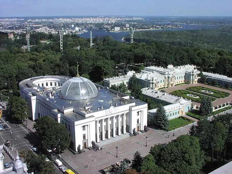 Відомі політики України, які мають великий авторитет
