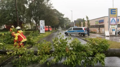 Накрыл Германию шторм "Себастьян": трое погибших