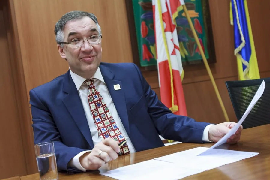 Посол Ващук - Канада изучает предложение Украины по миротворцам на Донбассе