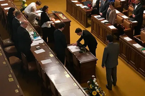 Начался второй день парламентских выборов в Чехии