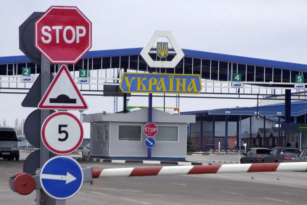На границе с Россией Украина в тестовом режиме запустила биометрический контроль