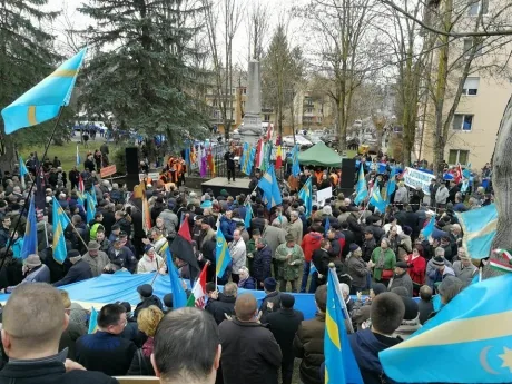 Вимагали автономії в Румунії кілька тисяч етнічних угорців