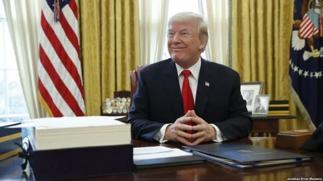 Закон о бюджете США с $620 млн для Украины Трамп подписал