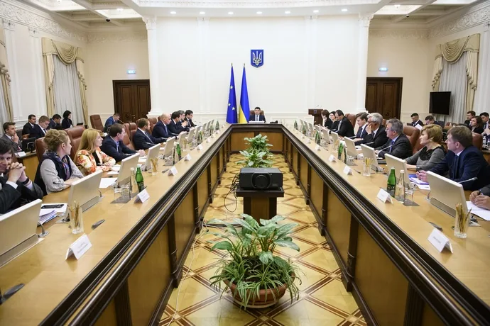 Для обговорення тарифів на газ Гройсман збере раду