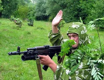 Контрактне військо в Україні обіцяють уже наступного року