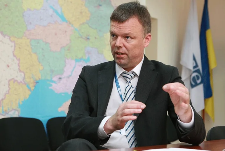 Хуг - ОБСЄ має докази військового вторгнення РФ на Донбас
