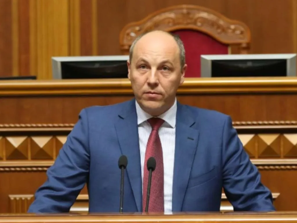 Парубій - звернувся із запитом до ГПУ, СБУ і Держприкордонслужби про терміни перебування Клюєва і Шарія на території України