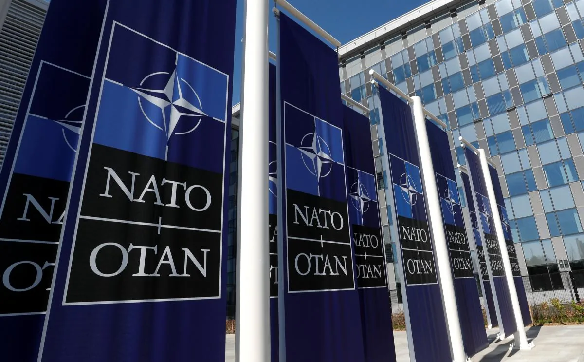 Готовит ответ НАТО на ракетное решение России