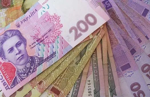 Курс валют і банківських металів на 19 квітня