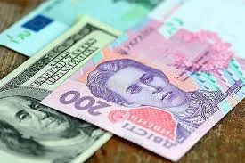 Завдяки аграріям та металургам гривня зміцнюється