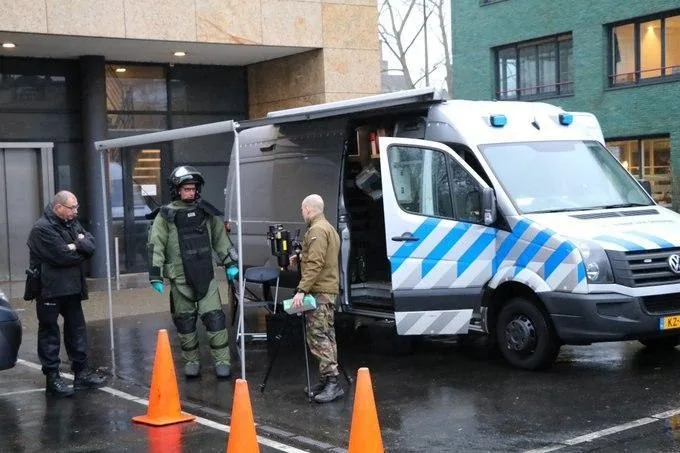 В Нидерландах в двух почтовых офисах прогремели взрывы