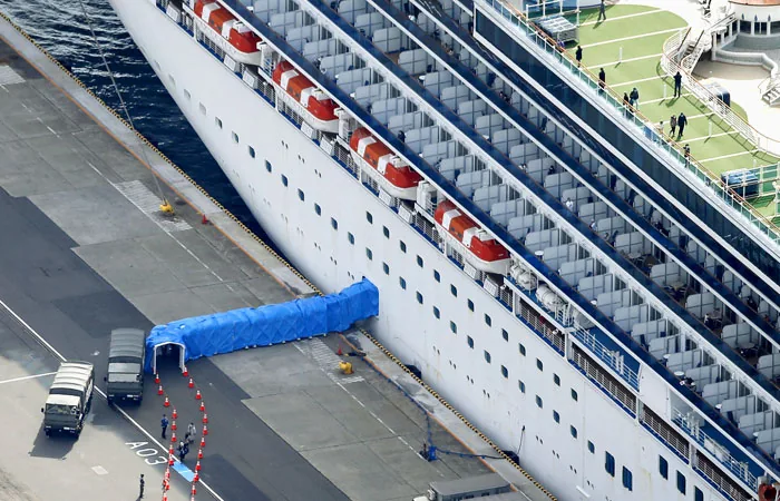 От коронавируса умерли два пассажира Diamond Princess