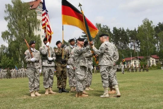Вывести из Германии 12 тыс. военных решили США