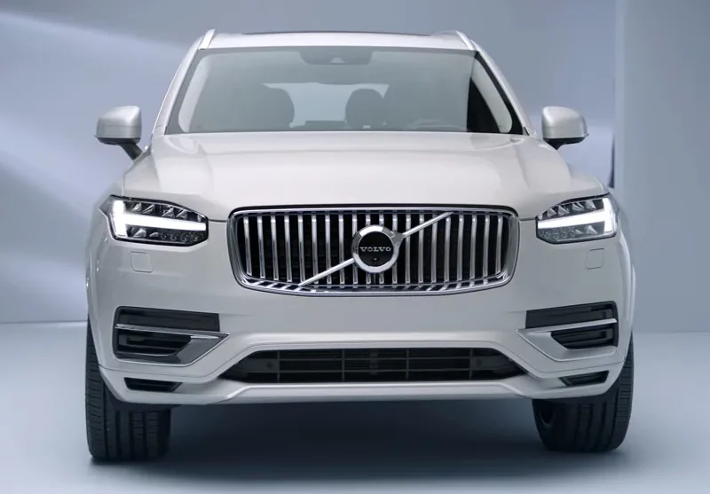 Производство первого серийного электрокара начала Volvo. ВИДЕО