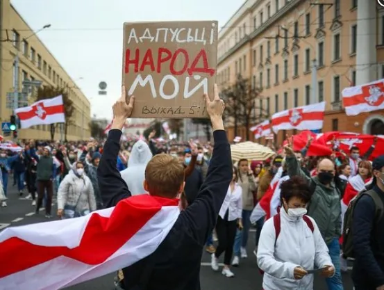 Про майже 200 затриманих під час розгону протестів у Білорусі повідомили правозахисники