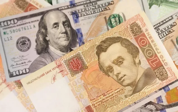 Гривня зміцніла до долара, але послабла до євро - офіційний курс