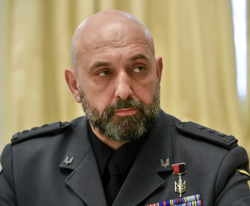 Генерал Кривонос розповів, що приховує від Зеленського його оточення - подається в рожевих тонах