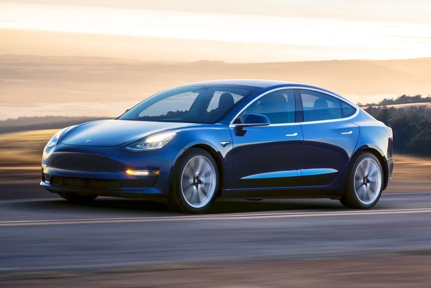 Новый электромобиль собирается выпустить Tesla