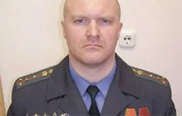 Мощное обращение капитана ОМОНа из Гродно - "Защитите людей, а не бегайте с маразматиком с автоматом"