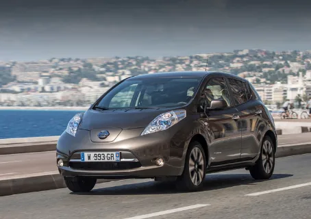 В аккумуляторы для электромобилей Nissan вложит $1,8 млрд