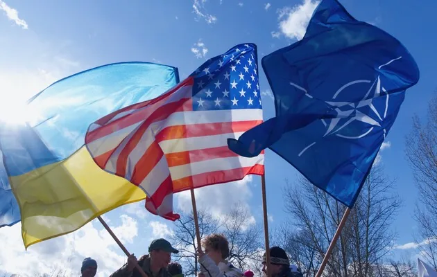 Альянс буде нарощувати підтримку Україні в регіоні Чорного моря - у НАТО заявили