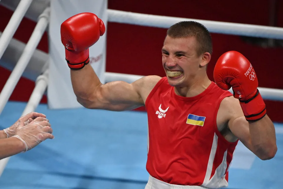 На Олімпіаді у Токіо боксер Олександр Хижняк завоював срібло