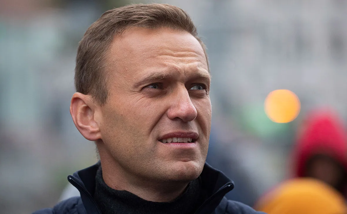 Статья Навального: "Ровно год назад я не умер"