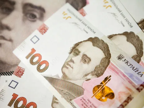 Продовжив зміцнення офіційний курс гривні