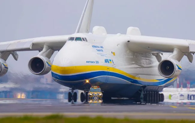 Зеленський: Ми втратили стару "Mрію", а нову зараз будуємо