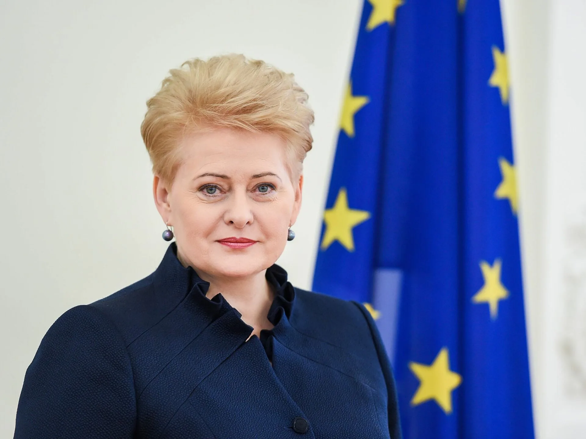 Співучасники військових злочинів Путіна - або боягузливий Захід?