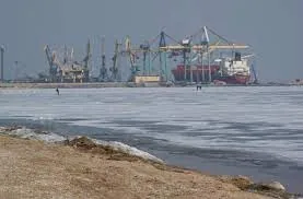 Чотири морські порти мінінфраструктури вирішило закрити до відновлення контролю над ними Україною