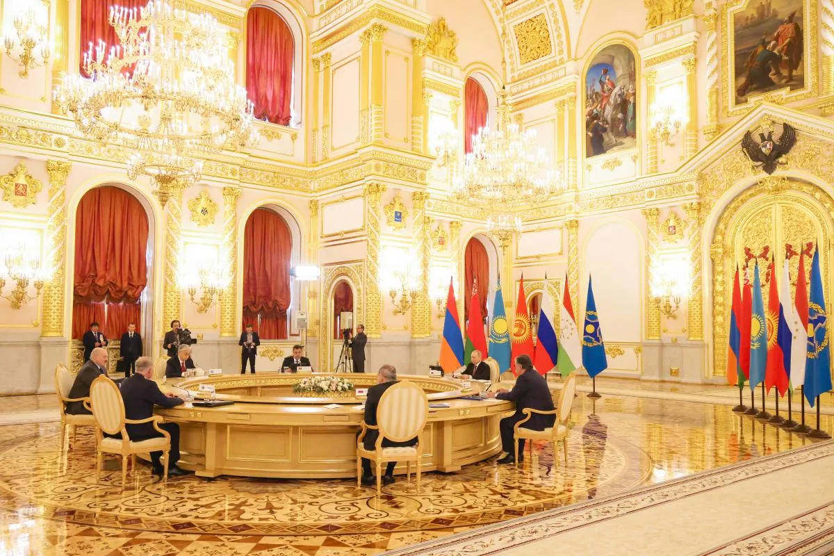 Навіть серед сусідів, війну підтримала лише білорусь, саміт ОДКБ продемонстрував ізоляцію путіна - NYT
