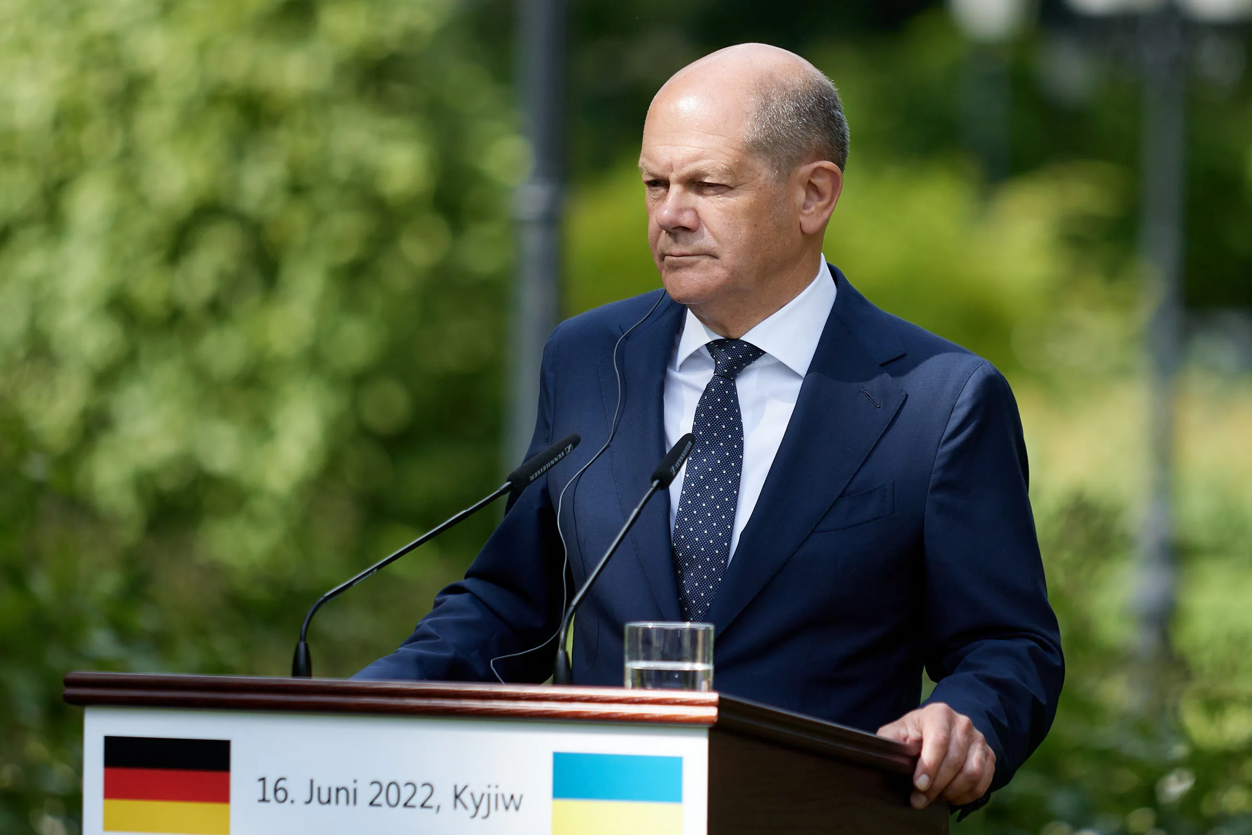 Німецький канцлер назвав РФ ненадійним постачальником газу - 150 днів знадобилося Шольцу