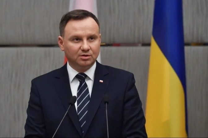 росія програє і хоче за будь-яку ціну заморозити воєнні дії в Україні - Дуда