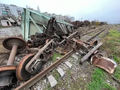 Анонсували запуск потягу до Херсона та показали руйнування в "Укрзалізниці"
