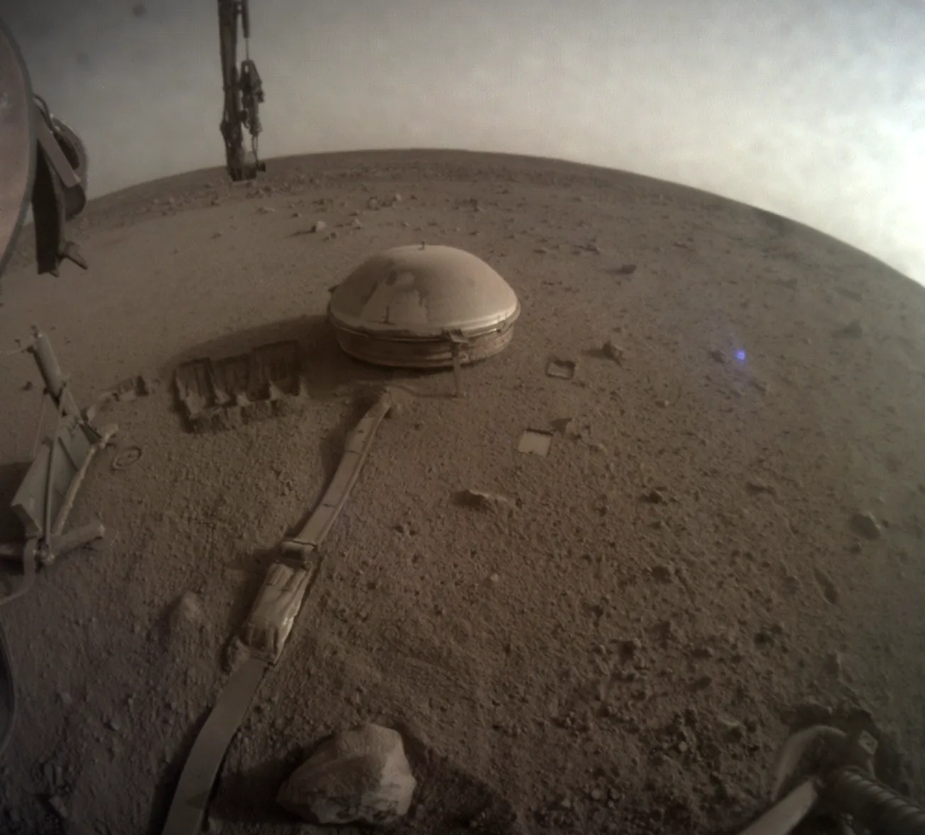 Останнє селфі з Марса надіслав модуль NASA InSight