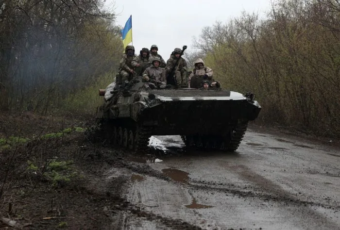 На прохання ветувати законопроект про військових Зеленський відповів