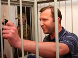Заарештованого митника не відпустять, а справу його утаємничили