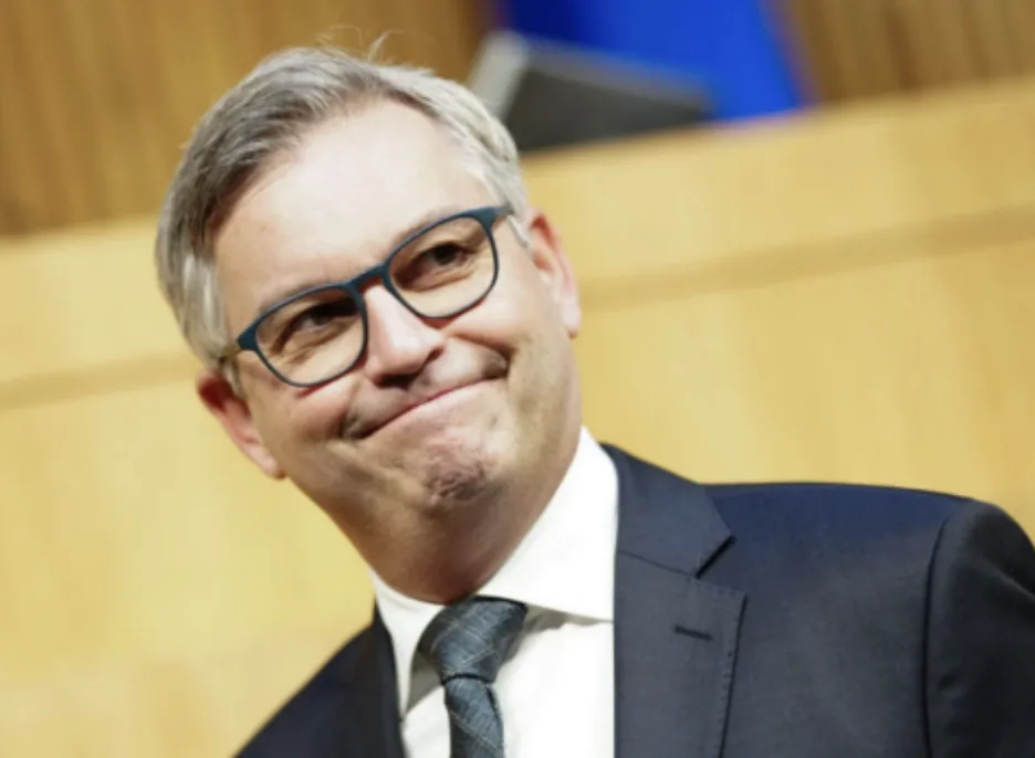 Водійських прав позбавили главу Мінфіну Австрії