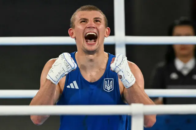 Приніс Україні "золото" Олімпіади в Парижі боксер Олександр Хижняк