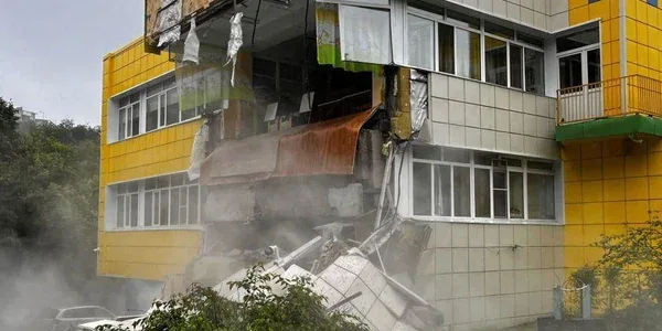 На Росії стався потужний землетрус магнітудою 8,8 балів, біля Камчатки, а після нього – цунамі