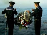 Медведев и Путин проигнорировали десятилетие гибели "Курска", возмутив семьи 118 погибших подводников