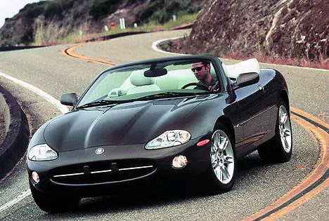 Jaguar ухвалив будівництво нового заводу і готує три нові моделі