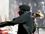 Посольство Росії в Мінську закидали "коктейлями Молотова"